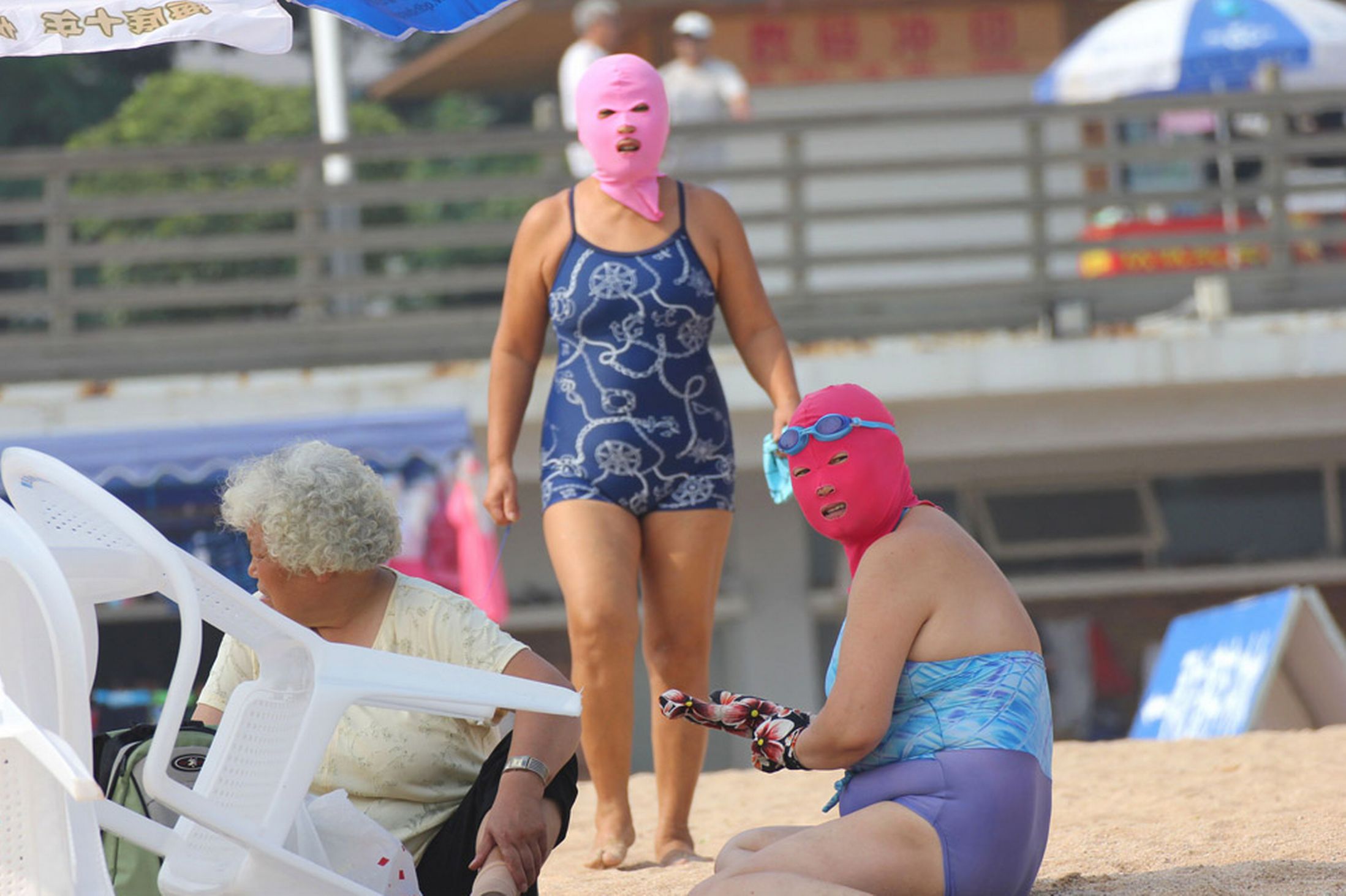Qingdao - Algae Beach - China - Holiday - Facekini 2