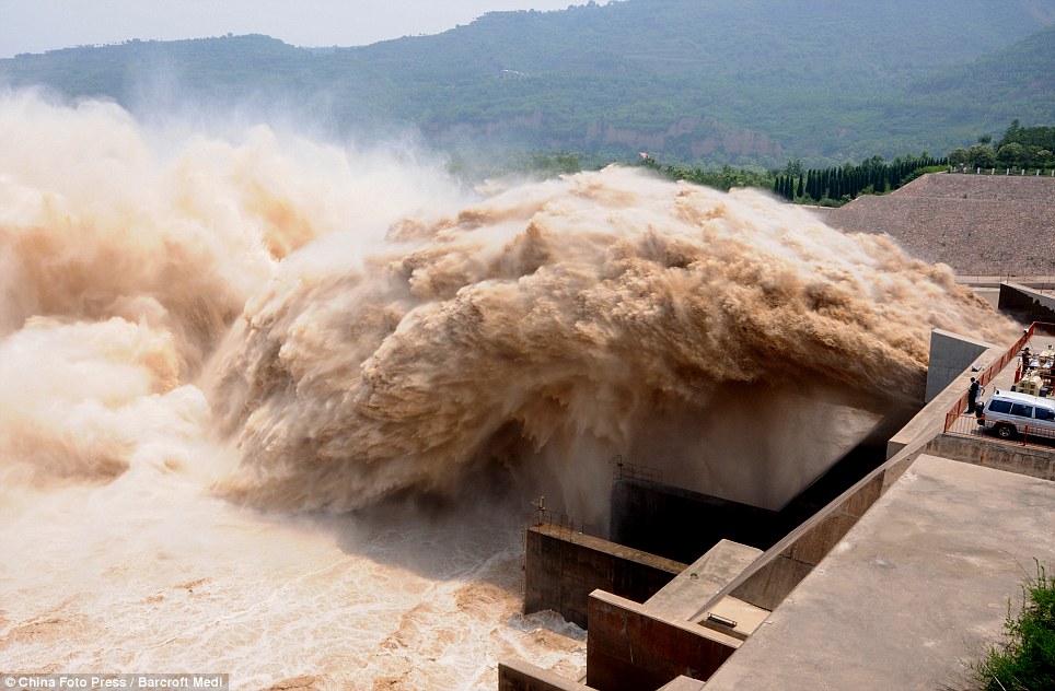 Silt - Xiao Lang Di Dam - Yellow River Clearance - Power