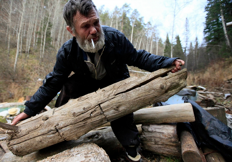 Siberian Hermit - Victor - Russia - Wood Cutter