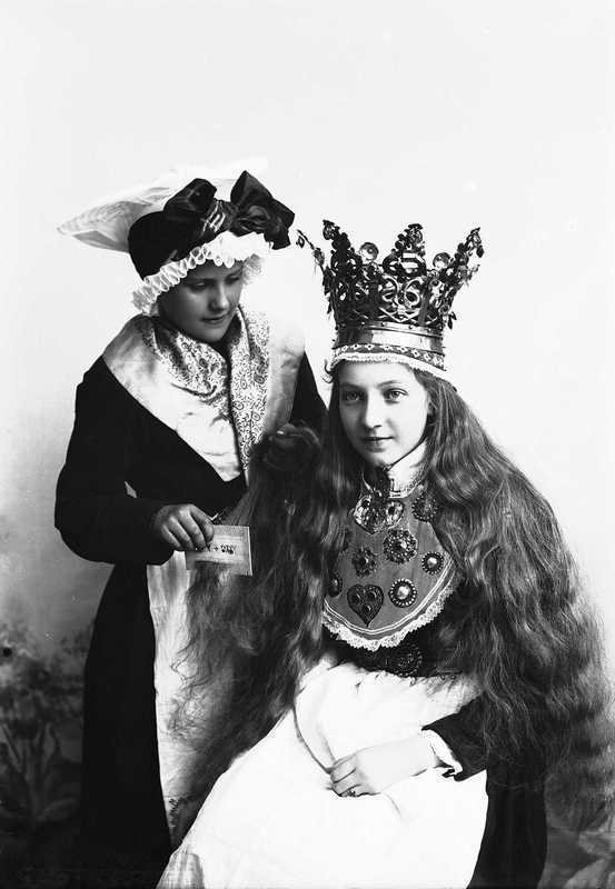 Norwegian Brides 1870-1920 - queen